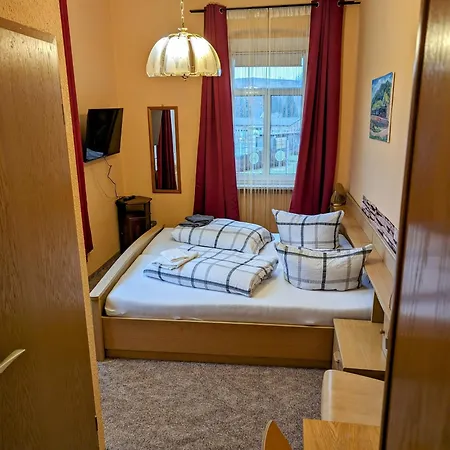 Bahnhotel ديبولديسفالده